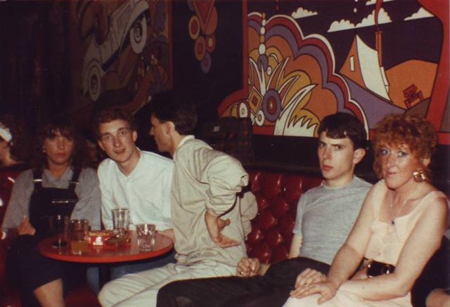 Twisted Wheel 1986 Liz Schmitz, Chris, Nic, Paul Franklin, Jackie (© Emma Fitch).jpg