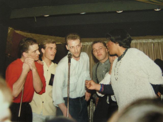 Stafford - Keb, Unknown, Rob, Pete & Lorraine Chandler mid 80's (© Mick Howard aka Spinner).JPG