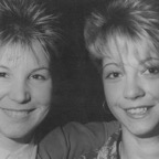 Linda Williams and Sue Molyneux Loughborough Town Hall (© Neil Salter & Linda)